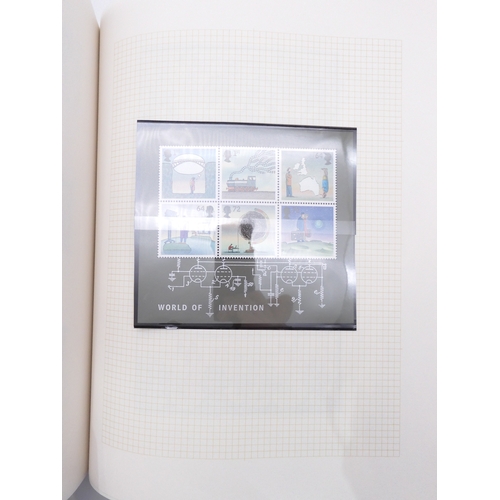 7078 - GB Commemorative Collection in Green SG Senator Album From 2001 to 2008. A well filled album with th... 