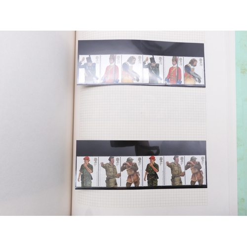 7078 - GB Commemorative Collection in Green SG Senator Album From 2001 to 2008. A well filled album with th... 