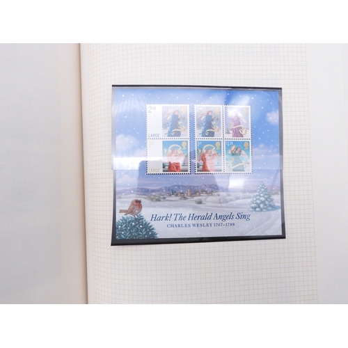 7078 - GB Commemorative Collection in Green SG Senator Album From 2001 to 2008. A well filled album with th... 