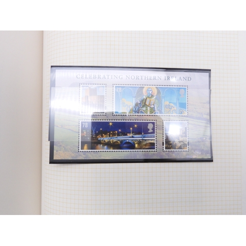 7078 - GB Commemorative Collection in Green SG Senator Album From 2001 to 2008. A well filled album with th... 