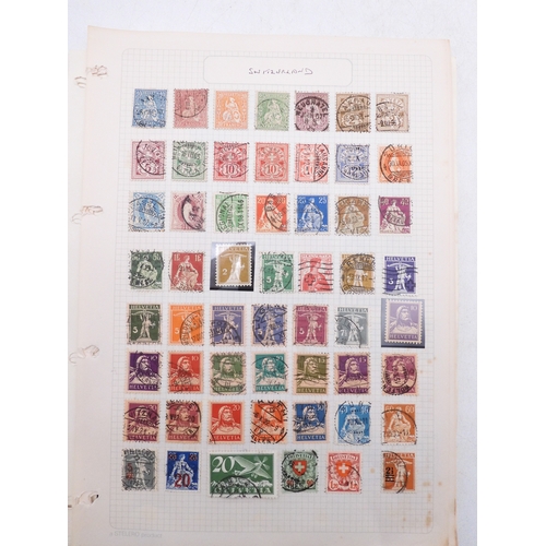 7081 - Switzerland. Collection on leaves of mainly many 100's  used Swis Stamps from 1862 to aprox 1995. in... 