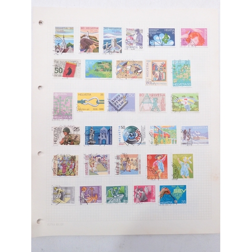 7081 - Switzerland. Collection on leaves of mainly many 100's  used Swis Stamps from 1862 to aprox 1995. in... 