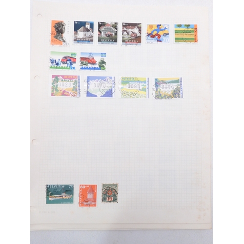 7081 - Switzerland. Collection on leaves of mainly many 100's  used Swis Stamps from 1862 to aprox 1995. in... 