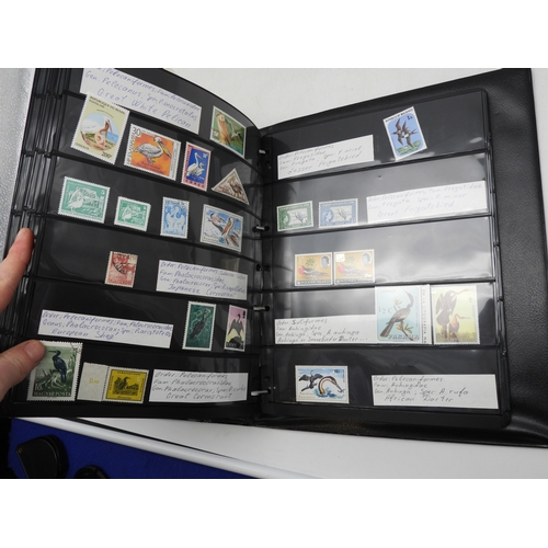 7090 - A collection of thematic stamps in five albums. The worldwide collection presenting Aquatic Ecosyste... 