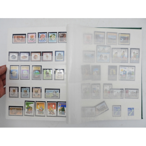 7059 - Australia, New Zealand, Papua New Guinea, British Antarctic Territory ETC in Green Lighthouse Stock ... 