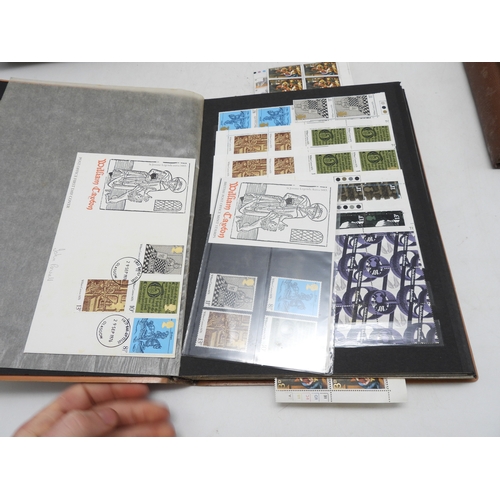7113 - Great Britain a lot of mostly Elizabeth II unmounted mint stamps in blocks and strips contained in i... 