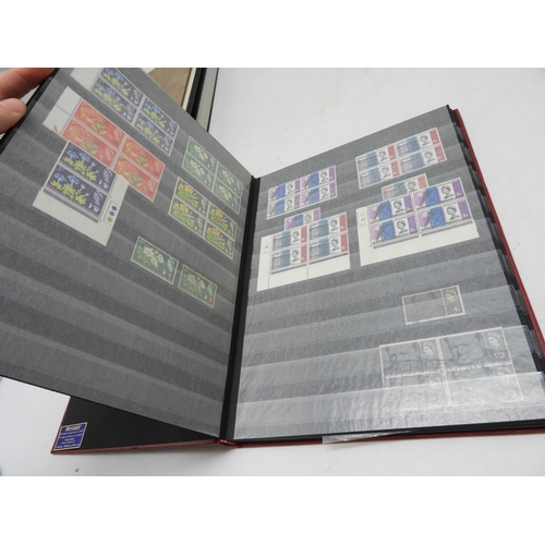 7113 - Great Britain a lot of mostly Elizabeth II unmounted mint stamps in blocks and strips contained in i... 