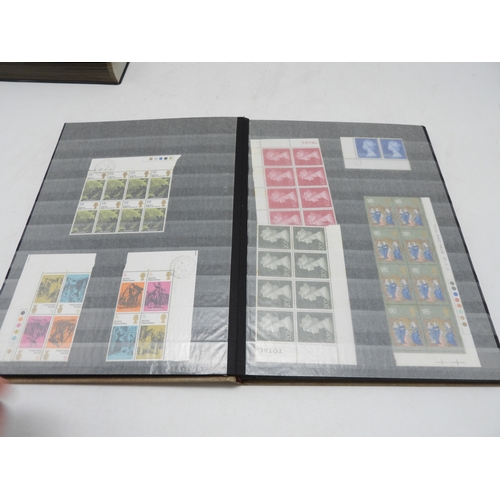 7113 - Great Britain a lot of mostly Elizabeth II unmounted mint stamps in blocks and strips contained in i... 