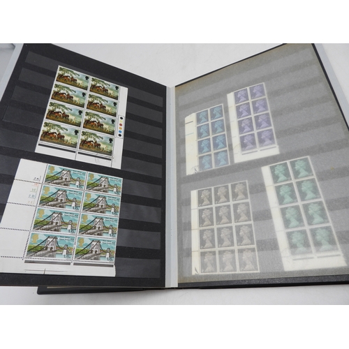 7113 - Great Britain a lot of mostly Elizabeth II unmounted mint stamps in blocks and strips contained in i... 