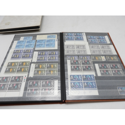 7115 - WITHDRAWNGreat Britain an extensive lot of early stamps in three stock books to include an unused st... 