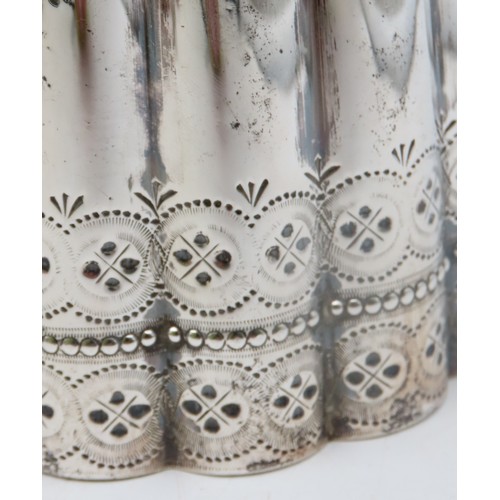 2351 - *WITHDRAWN* A VICTORIAN SILVER THREE PIECE TEA SERVICEThomas Bradbury & Sons, London 1875, of lo... 