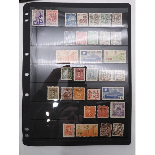 7083 - GB small collection of mint and used GB stamps on Hagner Pages plus 3 Presentation packs. Mixed cond... 