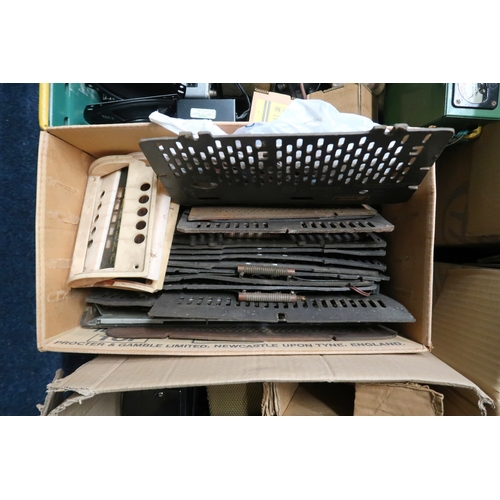 6011 - A mixed lot to include; vintage radio parts, including dials, back plates, knobs. Also aniversal avo... 