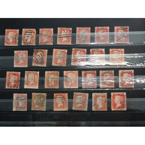 7009 - Great Britain Collection of Line engraved and Embossed Stamps on 2 and a half Stock Book Pages inc. ... 