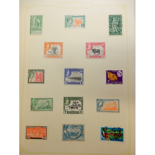 7028 - World Collection in 2 Albums plus many pages inc. GB and USA + much more. Also a large quantity of l... 