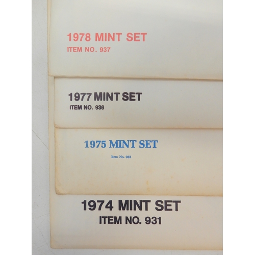 7031 - Large World Collection in Plastic Tub with various Albums Folders Etc. Inc. Large Quantity of  Moder... 