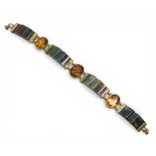 A SCOTTISH AGATE BRACELET
