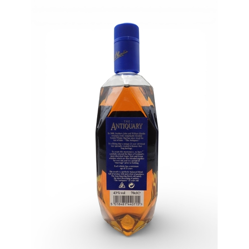 9019 - A lot comprising nine various bottles of red wine to include four bottles of DELLAVALLE GATTINARA 19... 