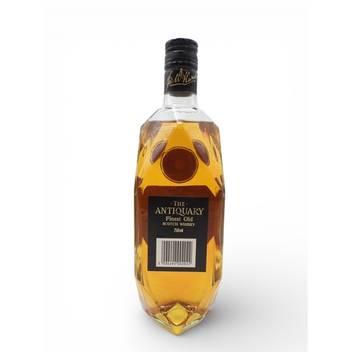 9019 - A lot comprising nine various bottles of red wine to include four bottles of DELLAVALLE GATTINARA 19... 