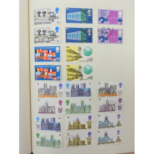 7040 - Great Britain Collection in Two Albums from Queen Victoria to end of Pre Decimal QE II. Both mint an... 