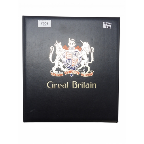 7059 - Great Britain Collection of Unmounted Mint George VI and Pre Decimal Elizabeth II on David sheets in... 