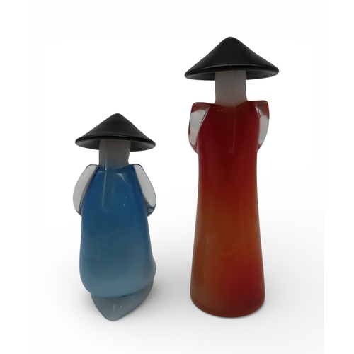 A pair of Murano glass Chinese figures, one modelled kneeling, the ...