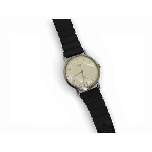 783 - A gents stainless steel, Longines watch with cross hairs subsidiary dial and baton numerals, diamete... 