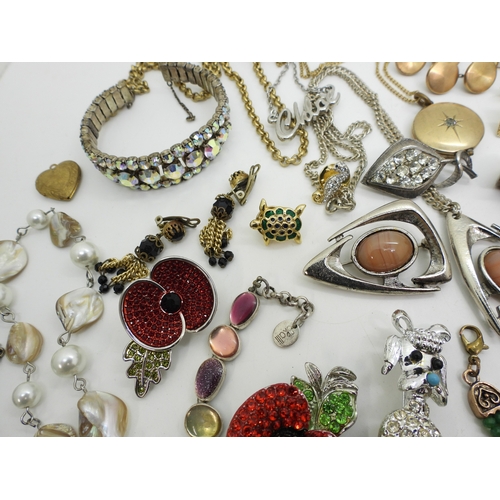 880 - A pearl bracelet with a silver clasp, and a collection of vintage and modern costume jewellery to in... 