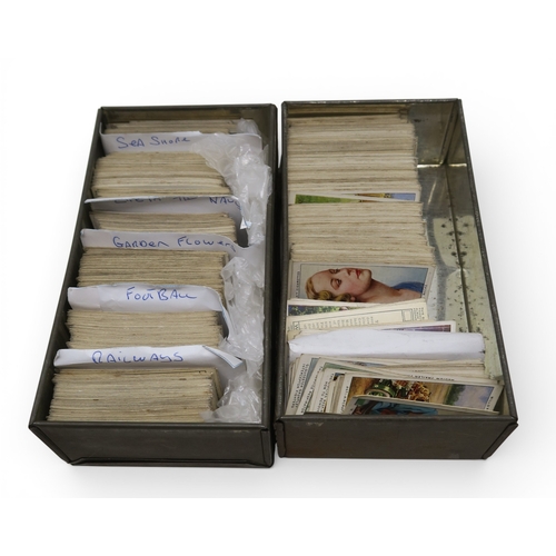 534 - A boxed Parker Sonnet ballpoint pen; a further boxed Parker rollerball; a small quantity of pre-deci... 