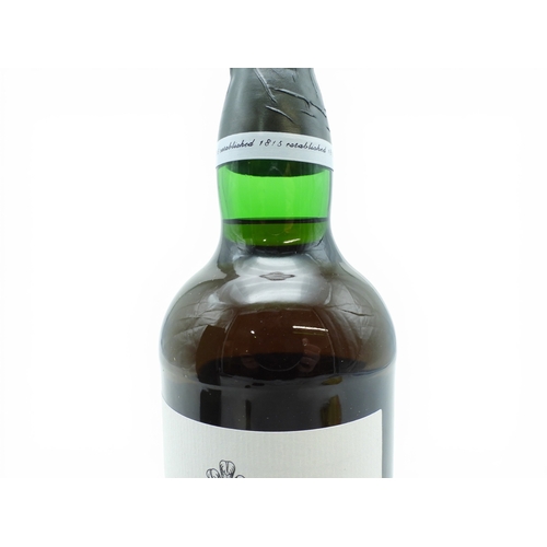 9001 - LAPHROAIG - 30 Year Old Islay Single Malt in presentation box. 2000's era bottling. 75cl 43% ABV... 