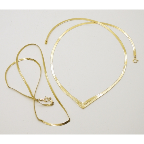 720 - Two 9ct gold ribbon chains one (af), weight combined 4.7gms...
