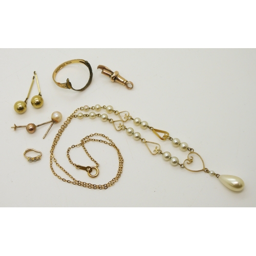 728 - A 9ct gold and faux pearl necklace length 41cm, weight 4.7gms, and a collection of (af) partial ring...