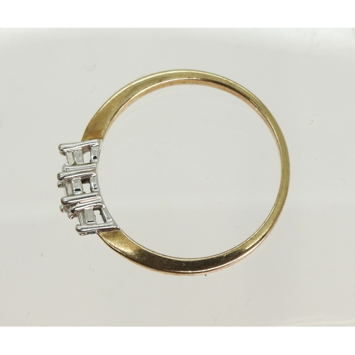 749 - A 9ct gold three princess cut diamond ring, finger size P1/2, weight 1.7gms...