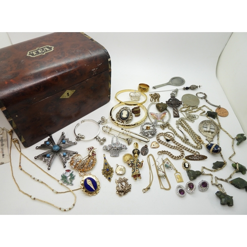 Lot 878       