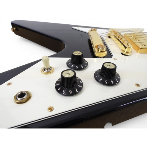 5010 - GIBSON - 1991 Flying V Jimi Hendrix 'Hall of Fame' Limited Edition Electric Guitar. No 295 of 400. U... 