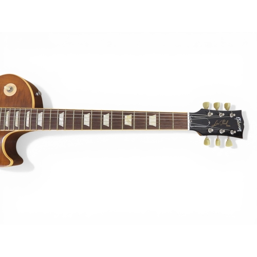 5012 - GIBSON - 2007 Les Paul Standard Honeyburst guitar with separate Cream pickguard. USA Made. Mahogany ... 