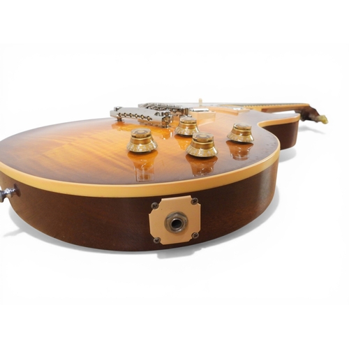 5012 - GIBSON - 2007 Les Paul Standard Honeyburst guitar with separate Cream pickguard. USA Made. Mahogany ... 