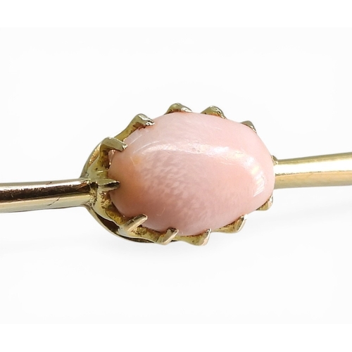 2735 - A CONCH PEARL BROOCHthe mount in bright&nbsp; &nbsp;yellow metal with a multi claw setting holding a... 