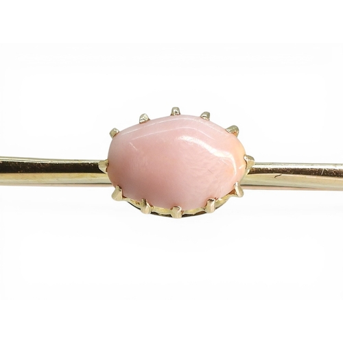 2735 - A CONCH PEARL BROOCHthe mount in bright&nbsp; &nbsp;yellow metal with a multi claw setting holding a... 