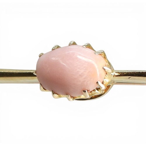 2735 - A CONCH PEARL BROOCHthe mount in bright&nbsp; &nbsp;yellow metal with a multi claw setting holding a... 
