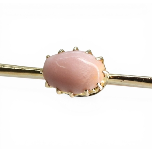 2735 - A CONCH PEARL BROOCHthe mount in bright&nbsp; &nbsp;yellow metal with a multi claw setting holding a... 