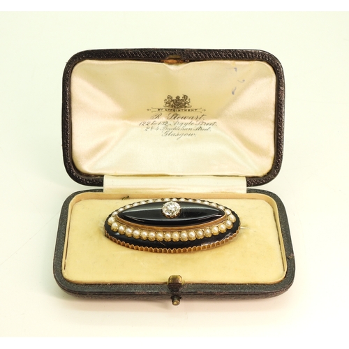 2744 - A DIAMOND SET MOURNING BROOCHmounted in yellow metal with panels of onyx, black enamel and split pea... 