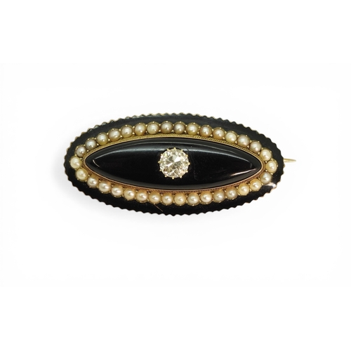 2744 - A DIAMOND SET MOURNING BROOCHmounted in yellow metal with panels of onyx, black enamel and split pea... 
