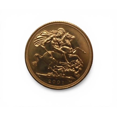 5042 - ELIZABETH II (1952-2022) 1 Sovereign 2001ObverseFourth crowned portrait of HM Queen Elizabeth II rig... 