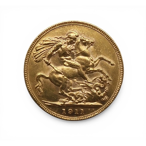 5046 - George V (1910-1936) 1 Sovereign 1911Obversebust of King George V facing left  legend around GEORGIV... 