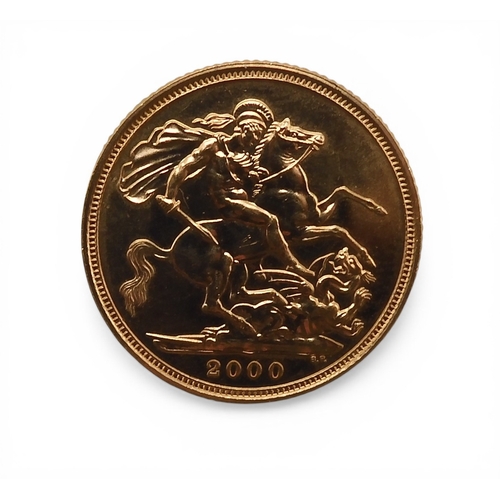 5048 - Elizabeth II (1952-2022) 1 Sovereign 2000ObverseFourth crowned portrait of HM Queen Elizabeth II rig... 