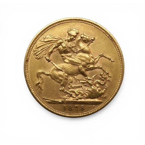 5049 - Victoria (1837-1901) 1 Sovereign Sydney 1875ObverseQueen Victoria young head, legend around VICTORIA... 