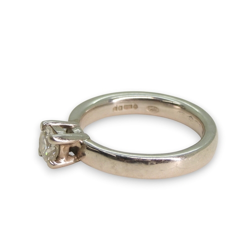 768 - A platinum diamond solitaire ring, Made by Rosendorff's of Amsterdam, set with an estimated approx 0... 