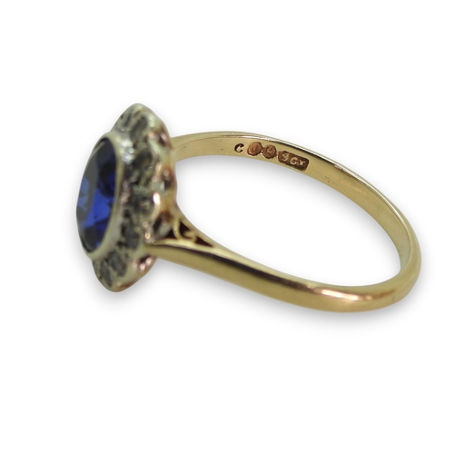 771 - A 9ct gold synthetic sapphire and clear gem cluster, size O1/2, weight 2.7gms, and an (af) yellow an... 