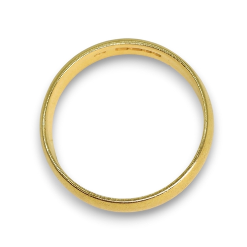 785 - A 22ct gold wedding band, size m, weight 4.5gms